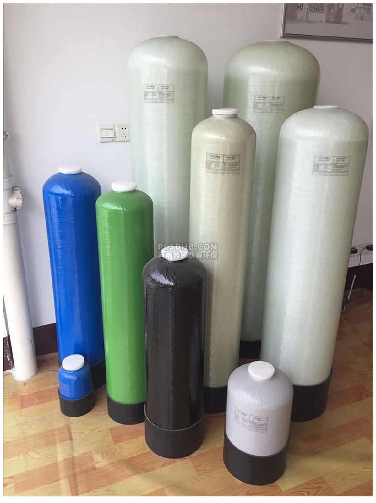 武乡彩色FRP玻璃钢过滤罐软水机配件